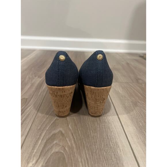 Bass,‎ Denim Wedge, Size 7.5, KB228 - Picture 3 of 5
